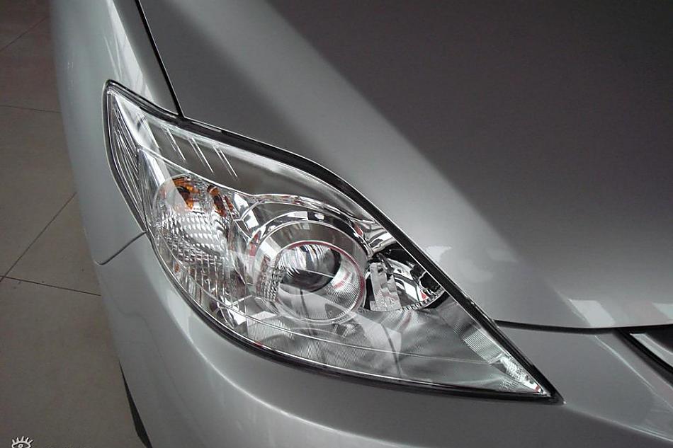 全新马自达5到店实拍