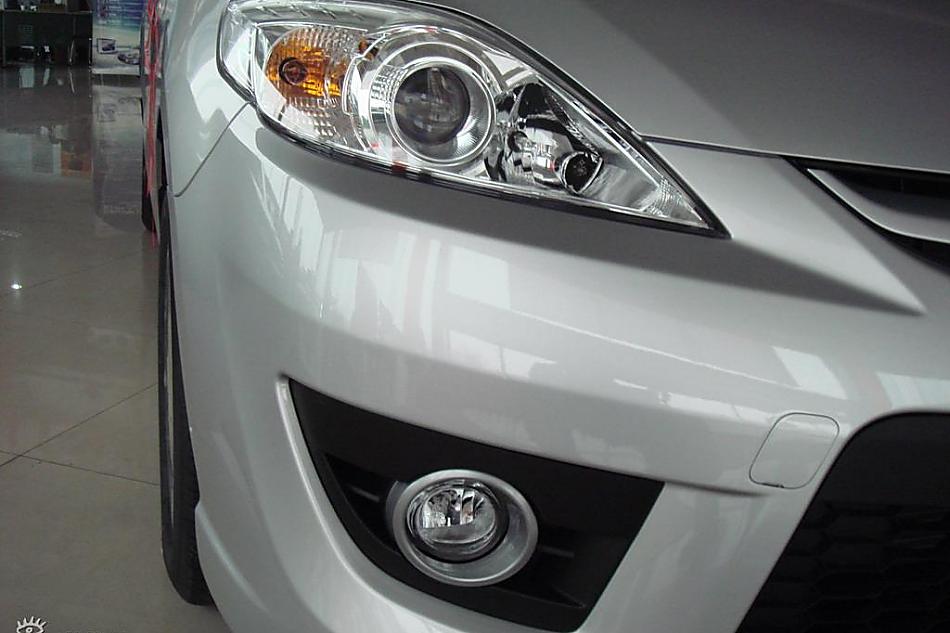 全新马自达5到店实拍