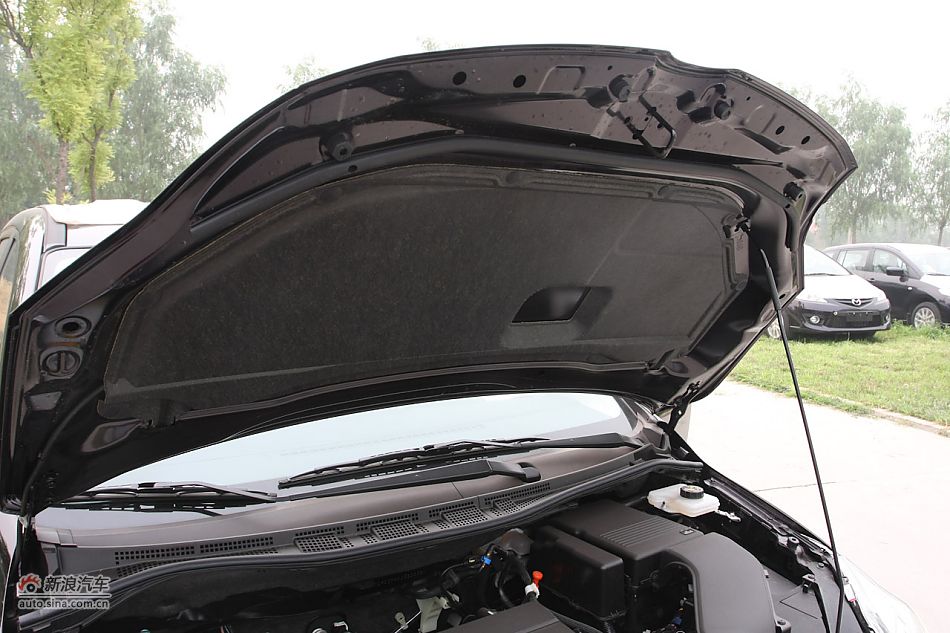 发动机、底盘悬挂及后备箱