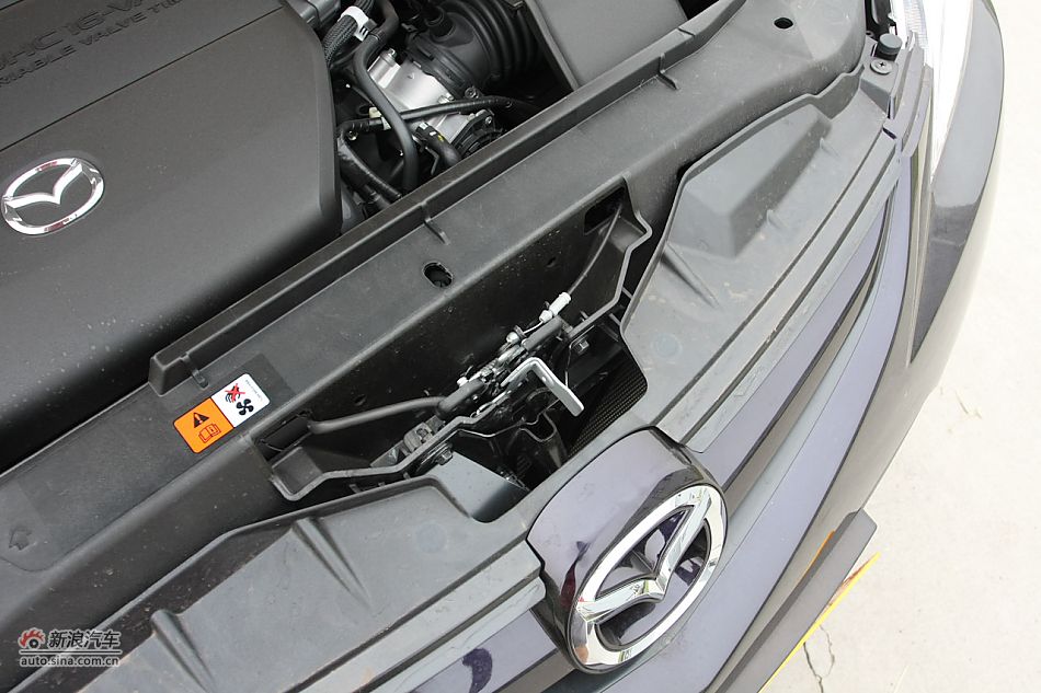 发动机、底盘悬挂及后备箱