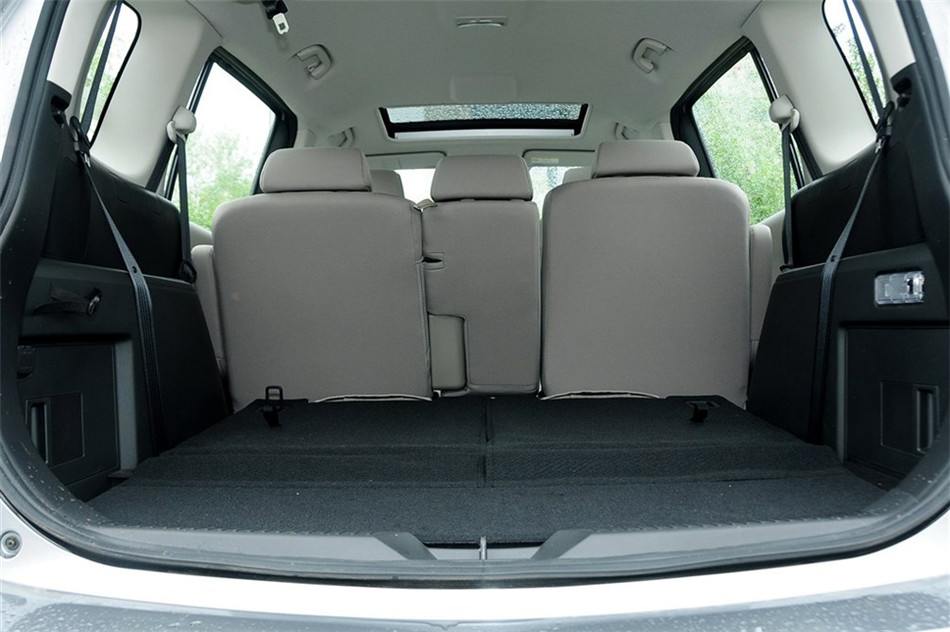 Դ5 2013 2.0L MT  ռ