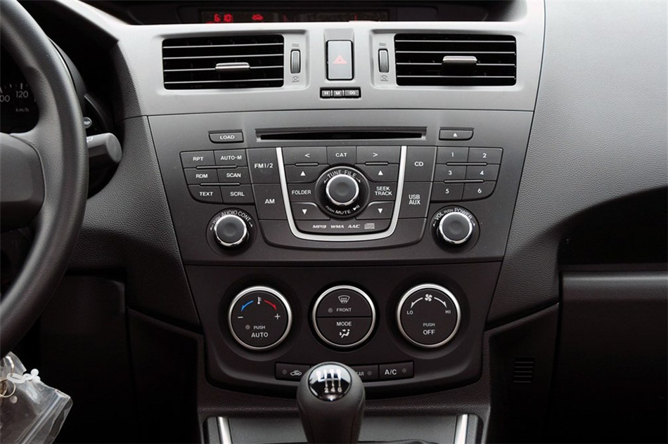 马自达5 2013款 2.0L MT 舒适型 内饰