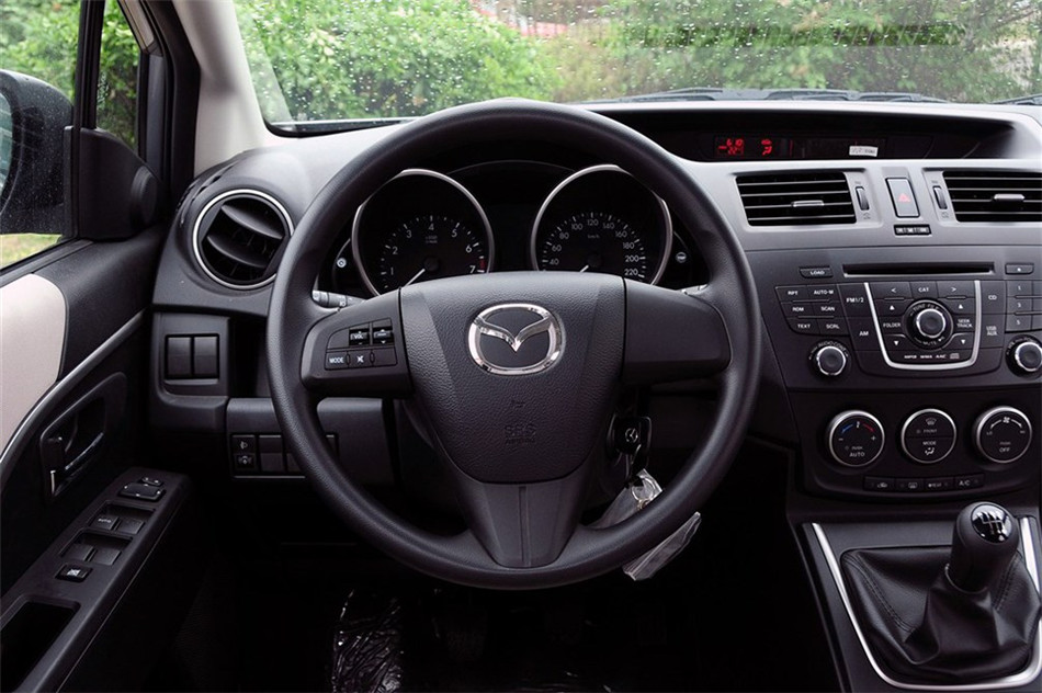 马自达5 2013款 2.0L MT 舒适型 内饰