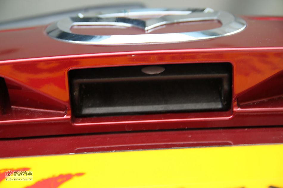 发动机、底盘悬挂及后备箱