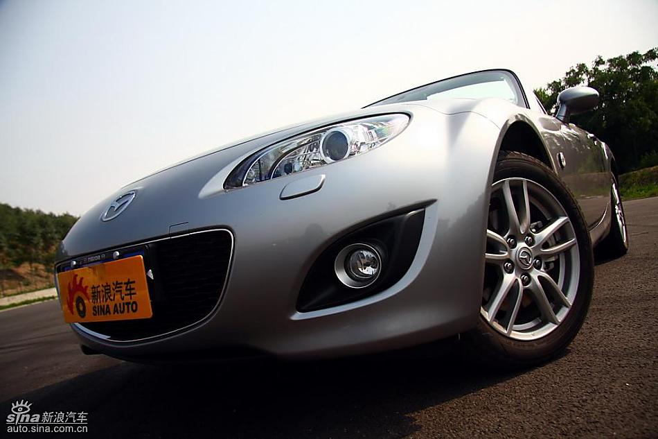 马自达MX-5试驾实拍图外观