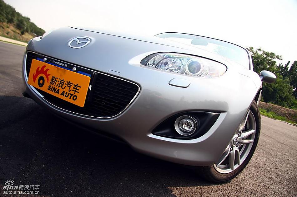 马自达MX-5试驾实拍图外观