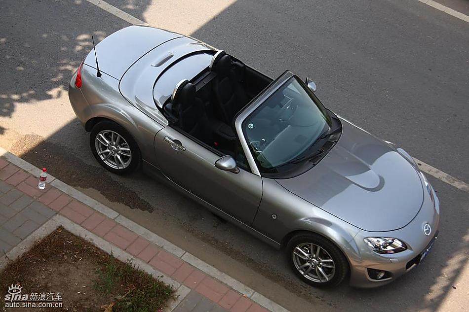 马自达MX-5试驾实拍图外观