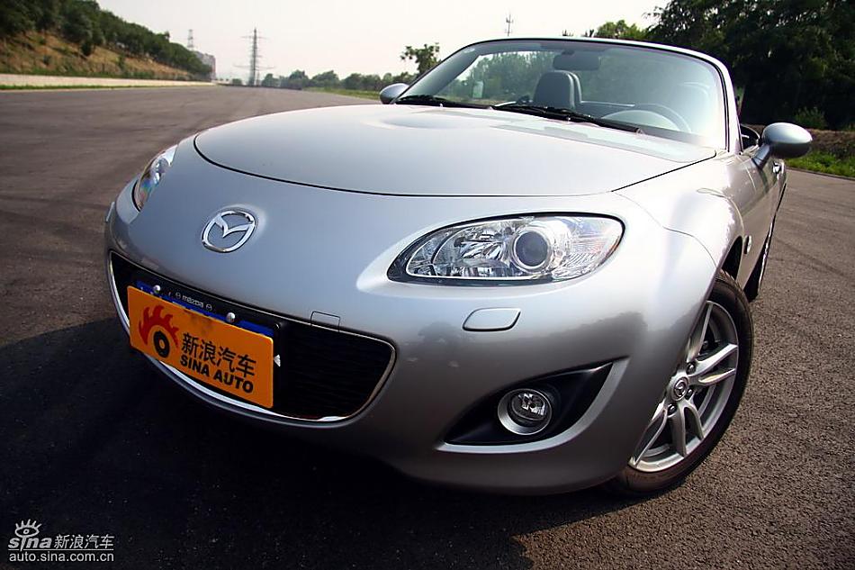 马自达MX-5试驾实拍图外观