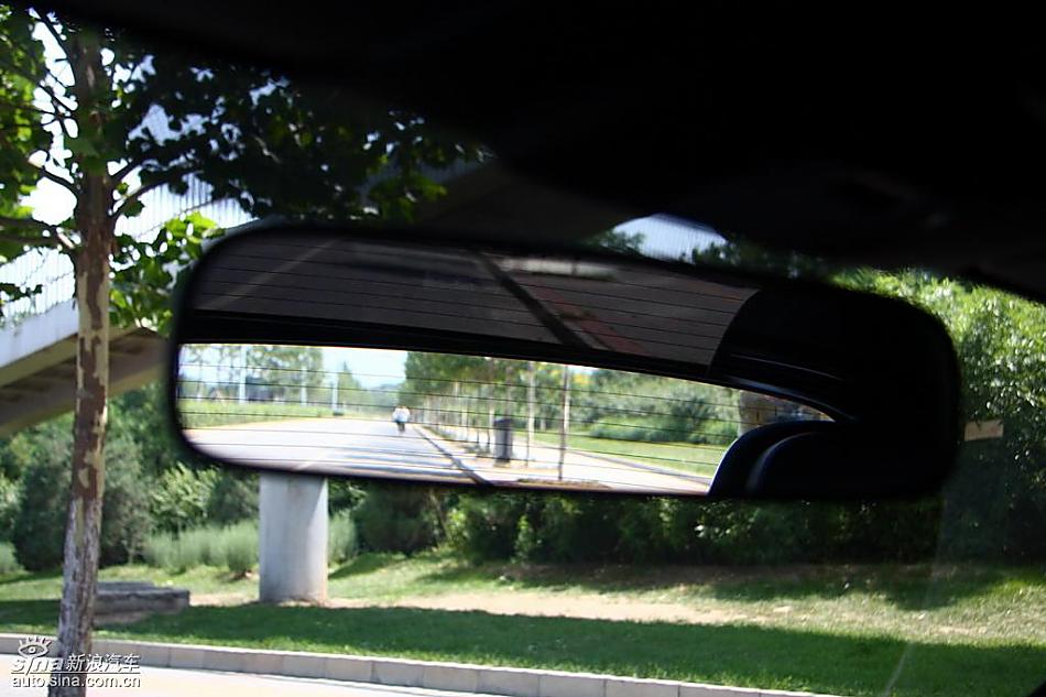 马自达MX-5试驾实拍图内饰