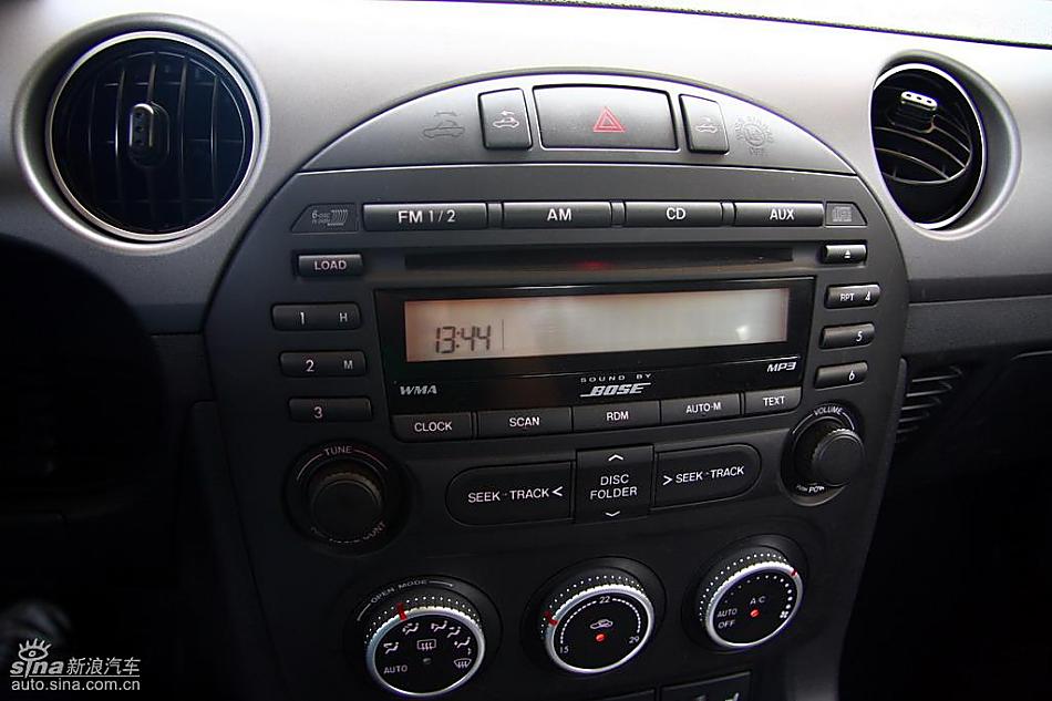 马自达MX-5试驾实拍图内饰