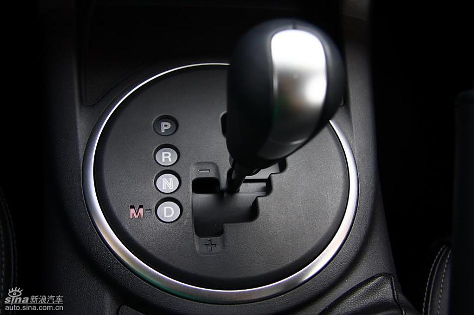 马自达MX-5试驾实拍图内饰