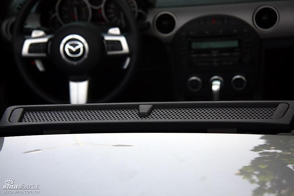 马自达MX-5试驾实拍图内饰