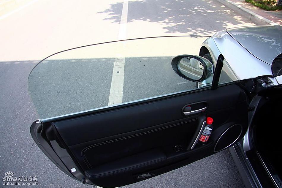 马自达MX-5试驾实拍图内饰