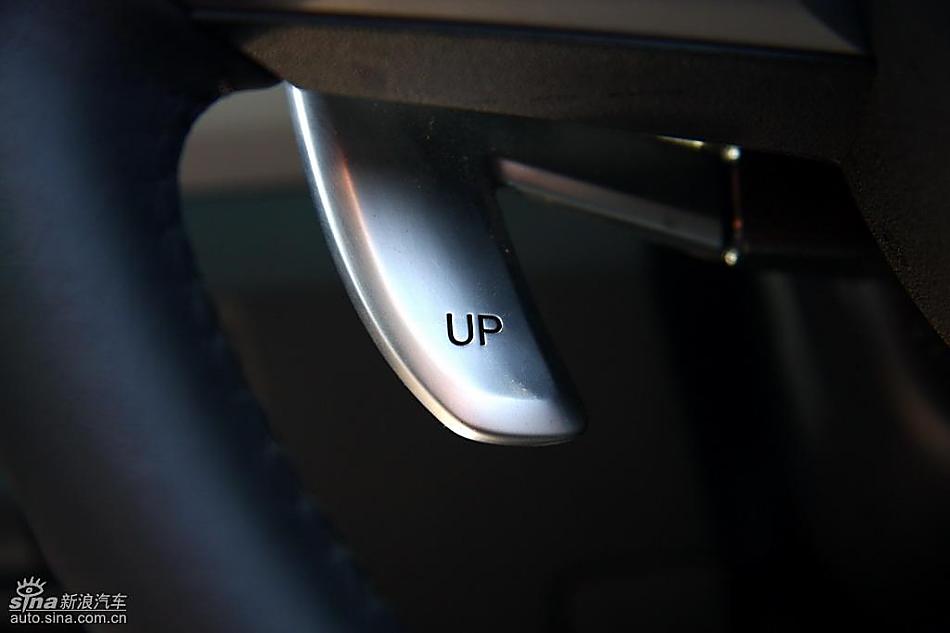 马自达MX-5试驾实拍图内饰