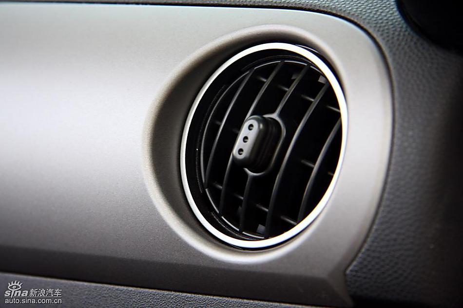 马自达MX-5试驾实拍图内饰