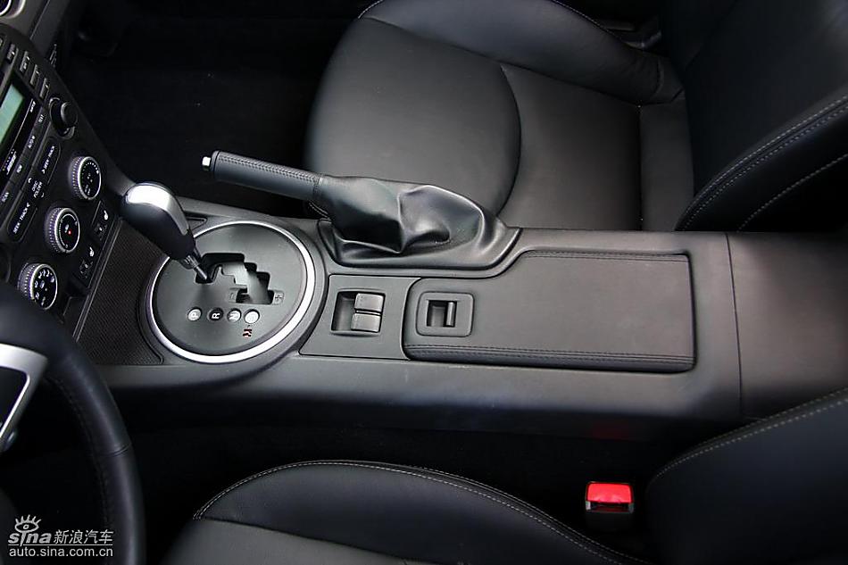 马自达MX-5试驾实拍图内饰