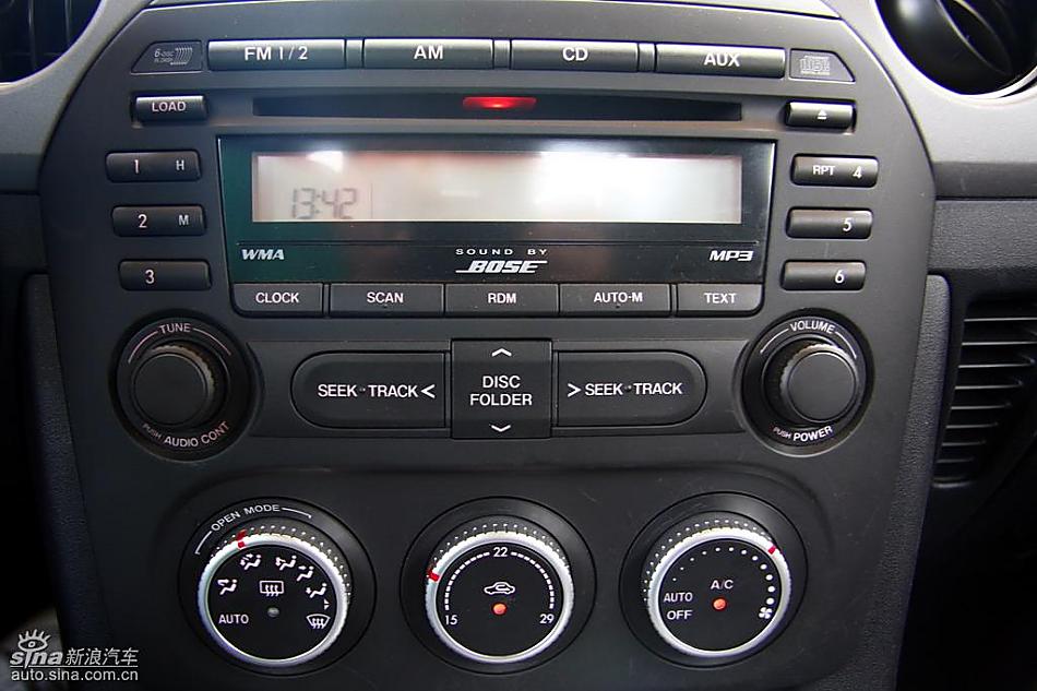 马自达MX-5试驾实拍图内饰