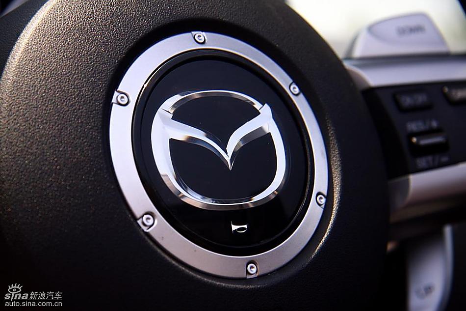 马自达MX-5试驾实拍图内饰