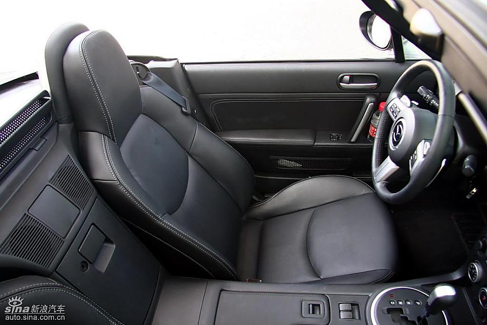 马自达MX-5试驾实拍图内饰
