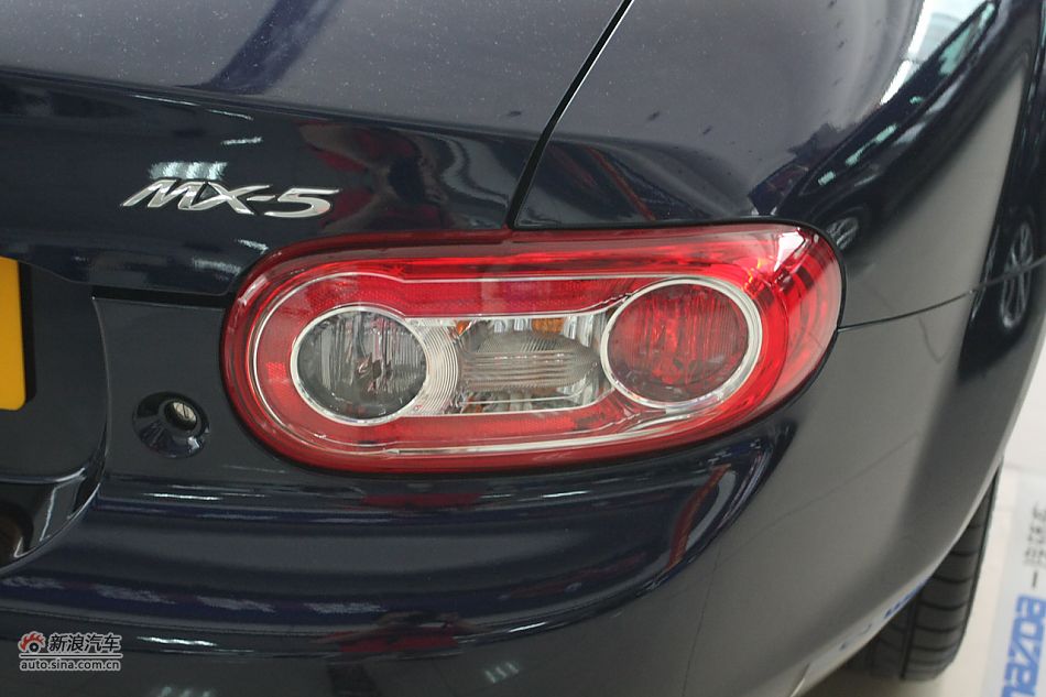 车辆外观及细节