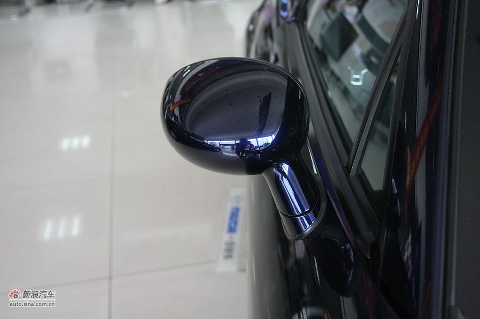 车辆外观及细节