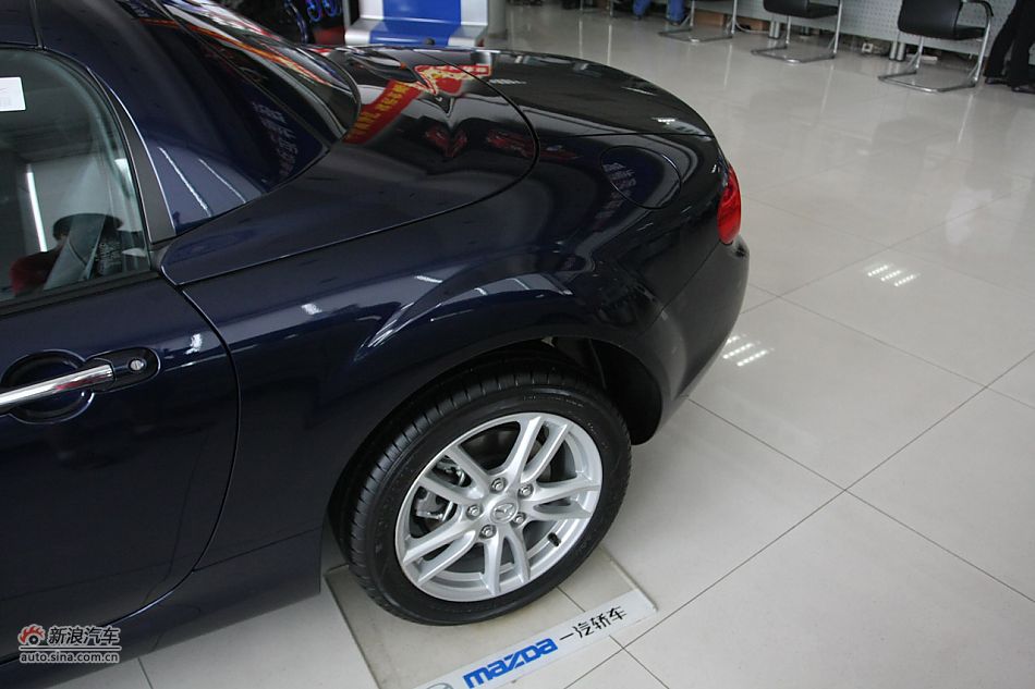 车辆外观及细节