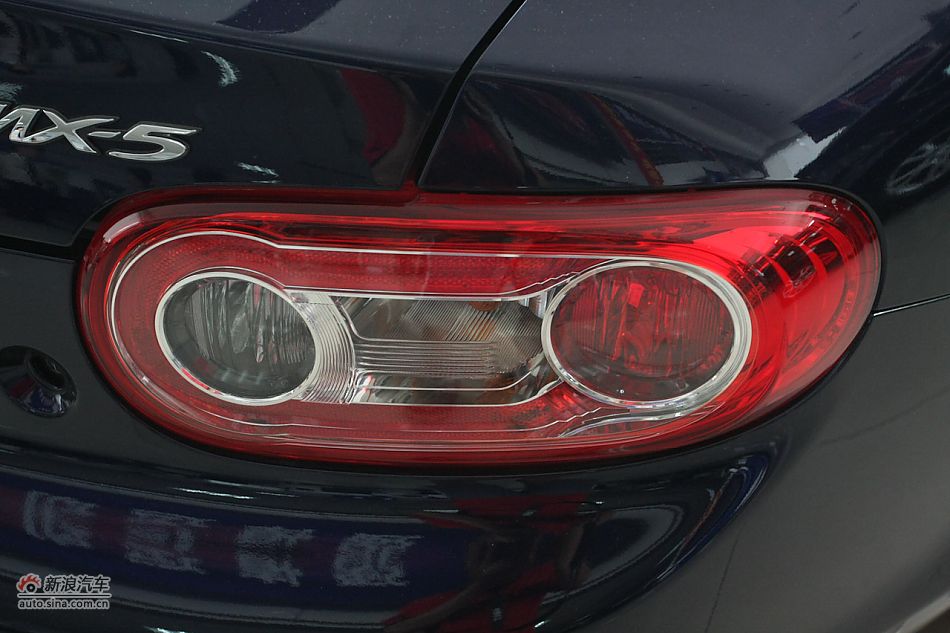 车辆外观及细节