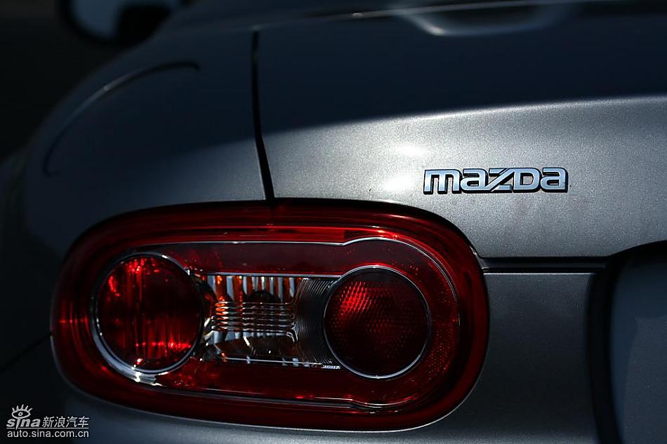 马自达MX-5试驾实拍图外观