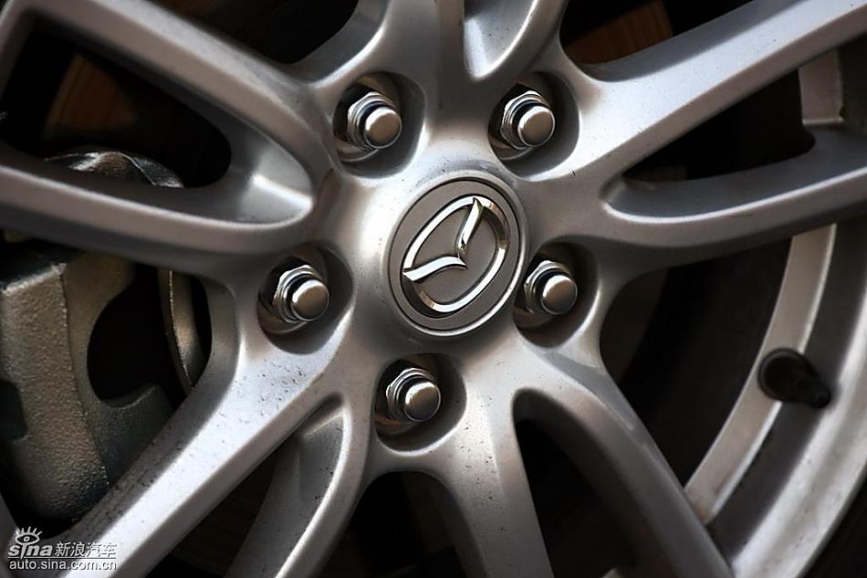 马自达MX-5试驾实拍图外观