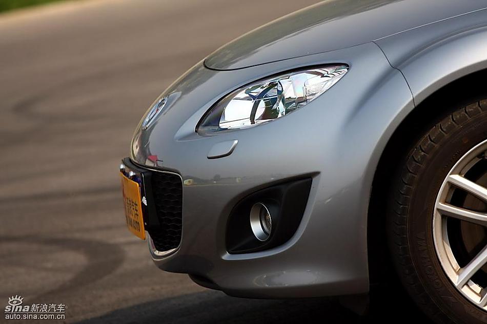 马自达MX-5试驾实拍图外观