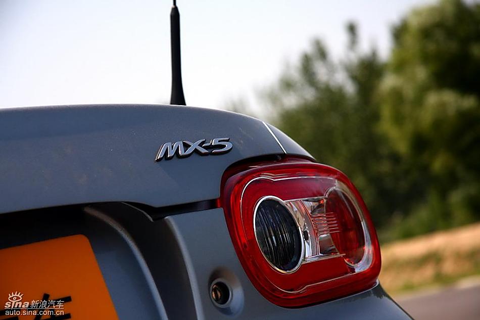 马自达MX-5试驾实拍图外观
