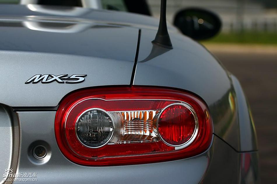 马自达MX-5试驾实拍图外观
