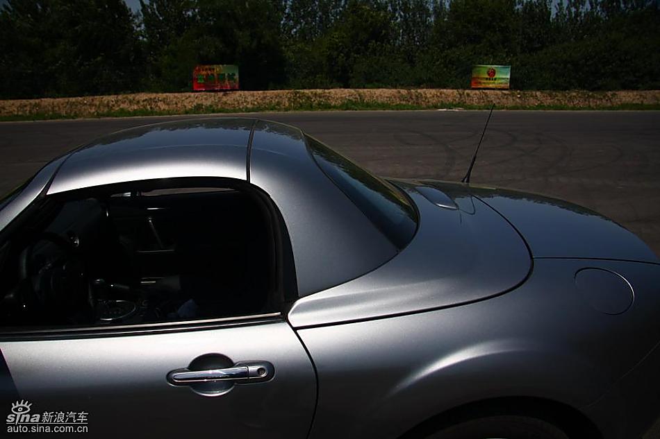 马自达MX-5试驾实拍图细节与其他