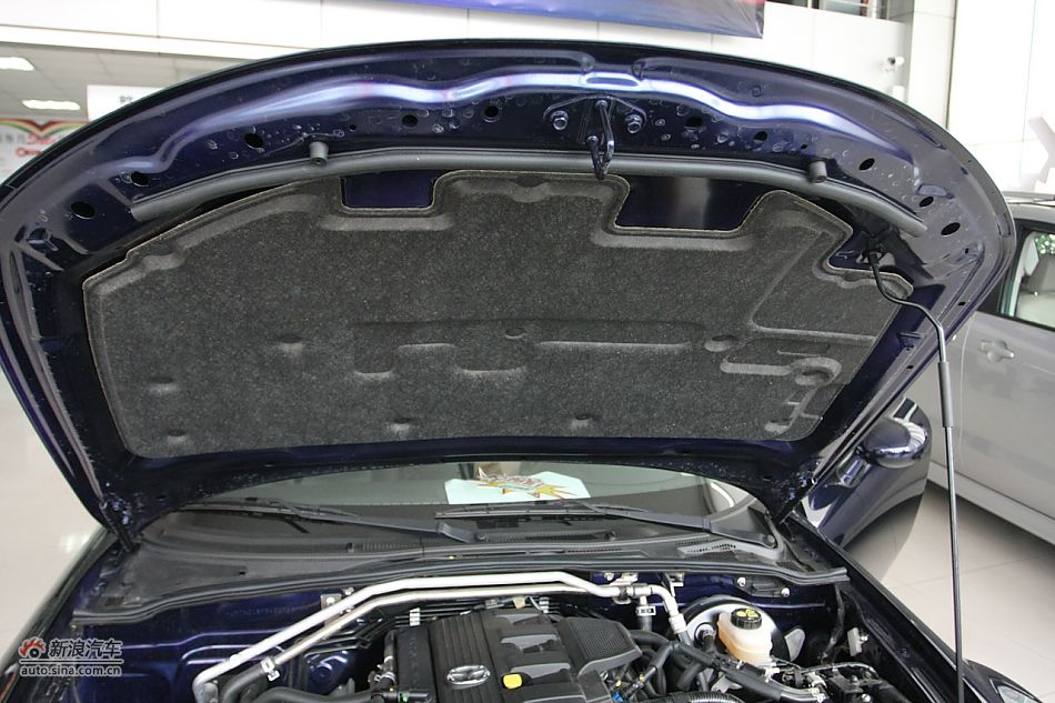 发动机、底盘悬挂及后备箱