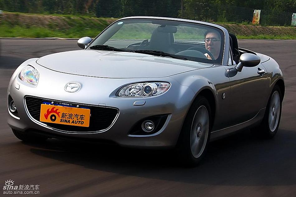 马自达MX-5试驾实拍图动态