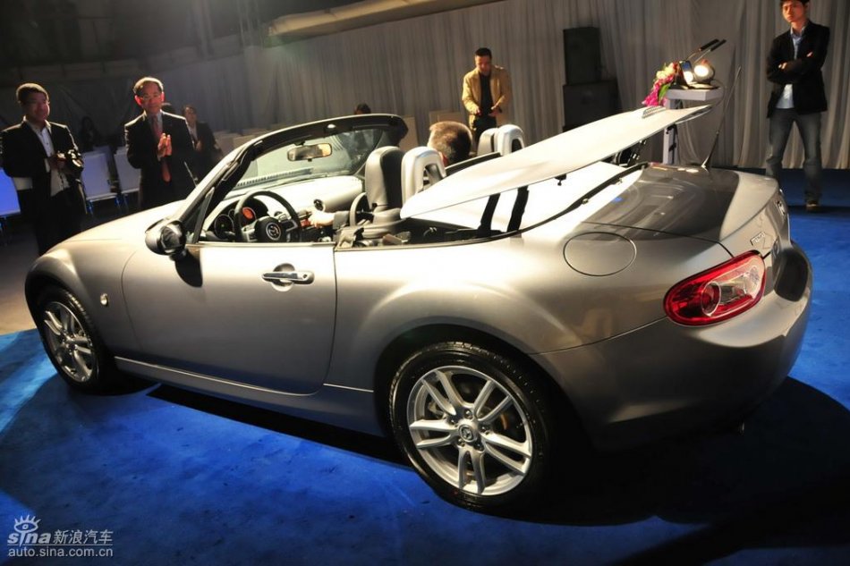 Mazda MX-5外观实拍图