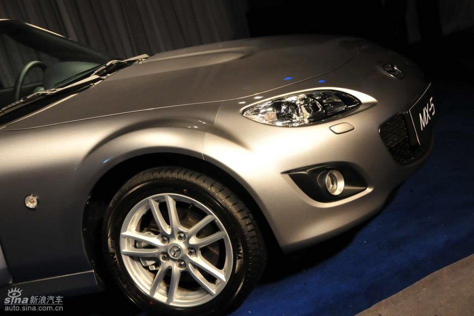 Mazda MX-5外观实拍图
