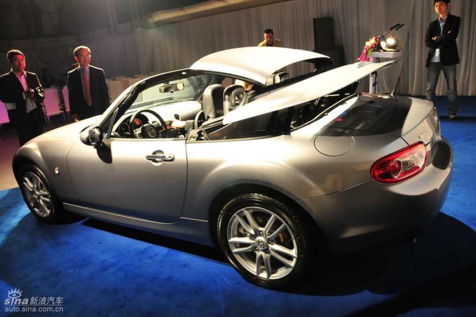 Mazda MX-5外观实拍图