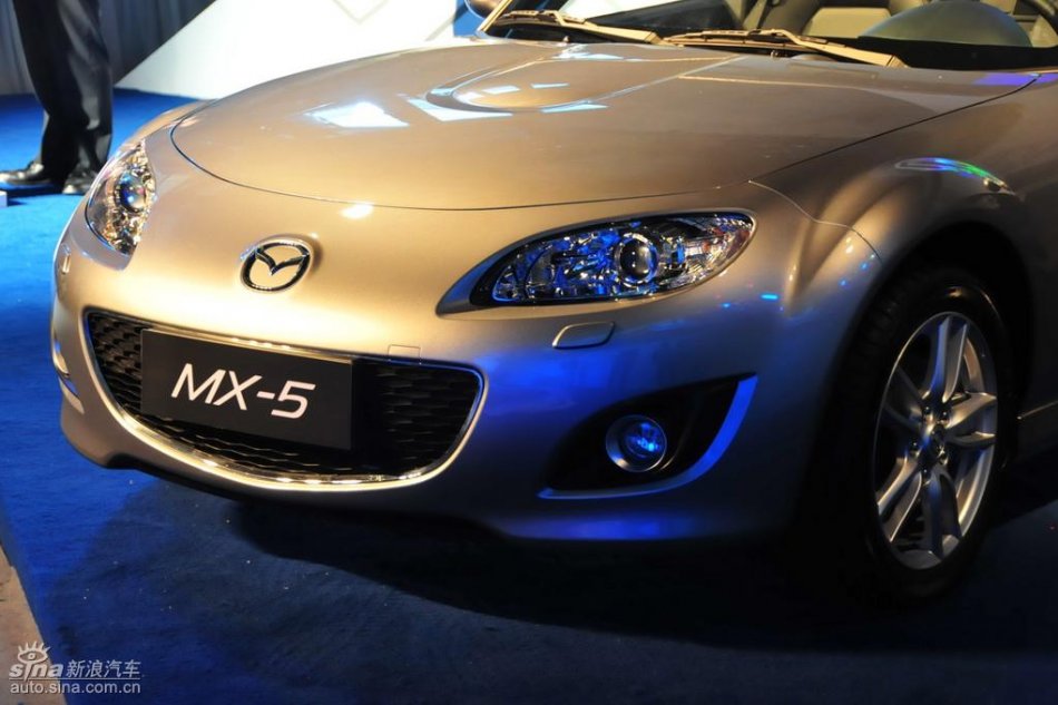 Mazda MX-5外观实拍图