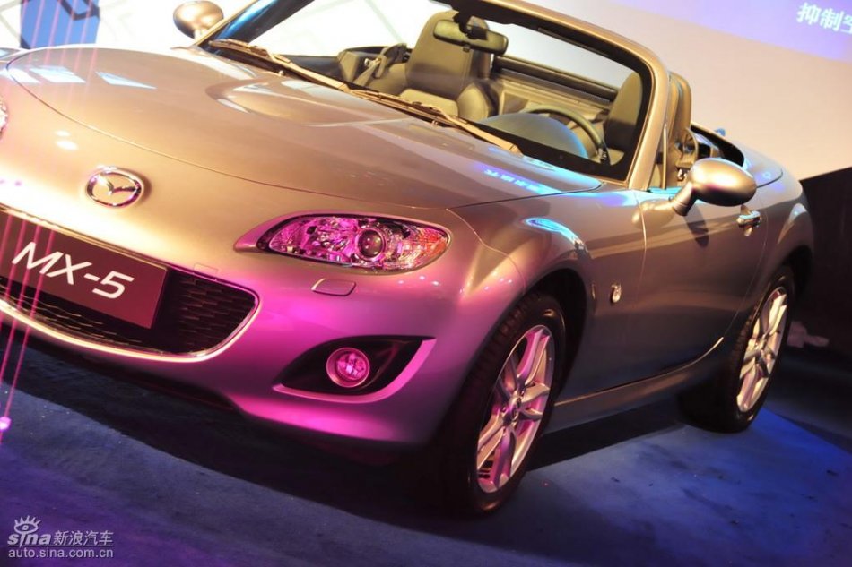 Mazda MX-5外观实拍图