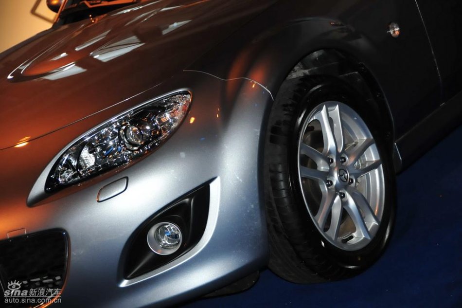 Mazda MX-5外观实拍图
