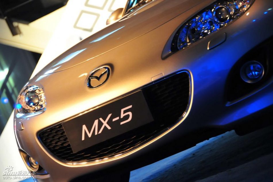 Mazda MX-5外观实拍图
