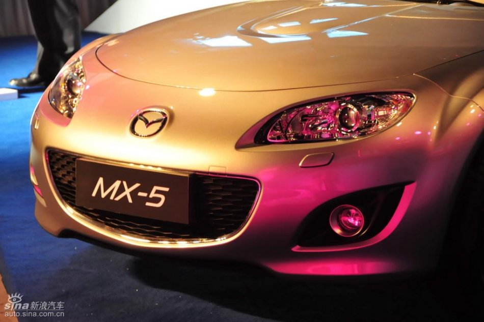 Mazda MX-5外观实拍图
