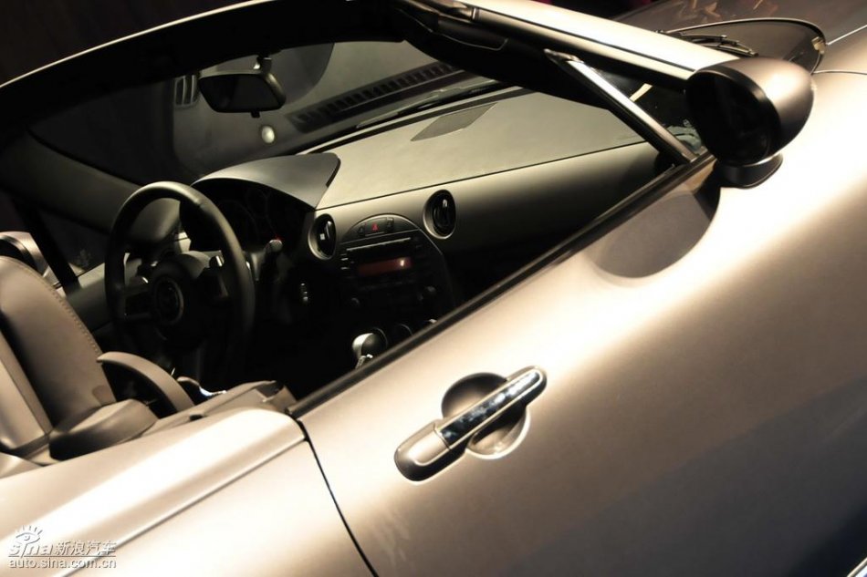 Mazda MX-5外观实拍图