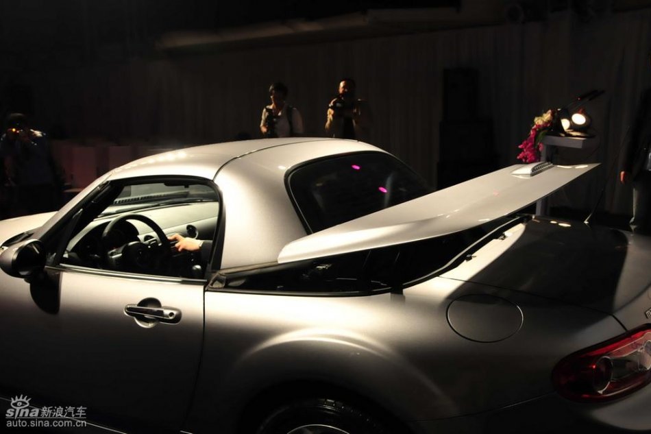 Mazda MX-5外观实拍图