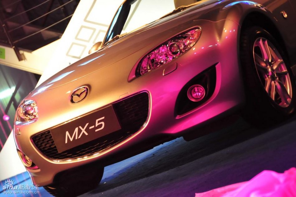 Mazda MX-5外观实拍图
