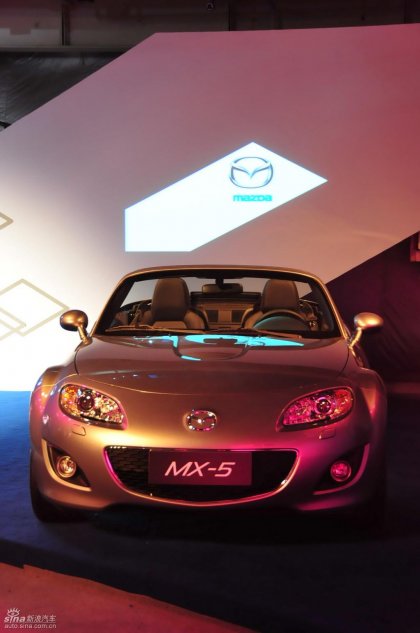 Mazda MX-5外观实拍图
