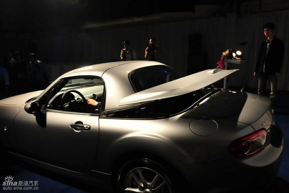 Mazda MX-5外观实拍图