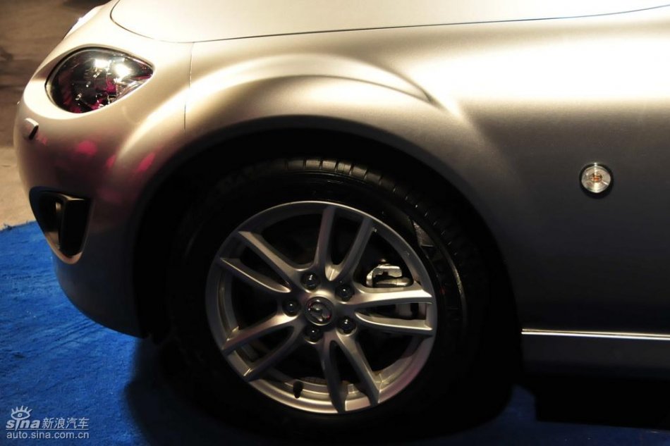 Mazda MX-5外观实拍图