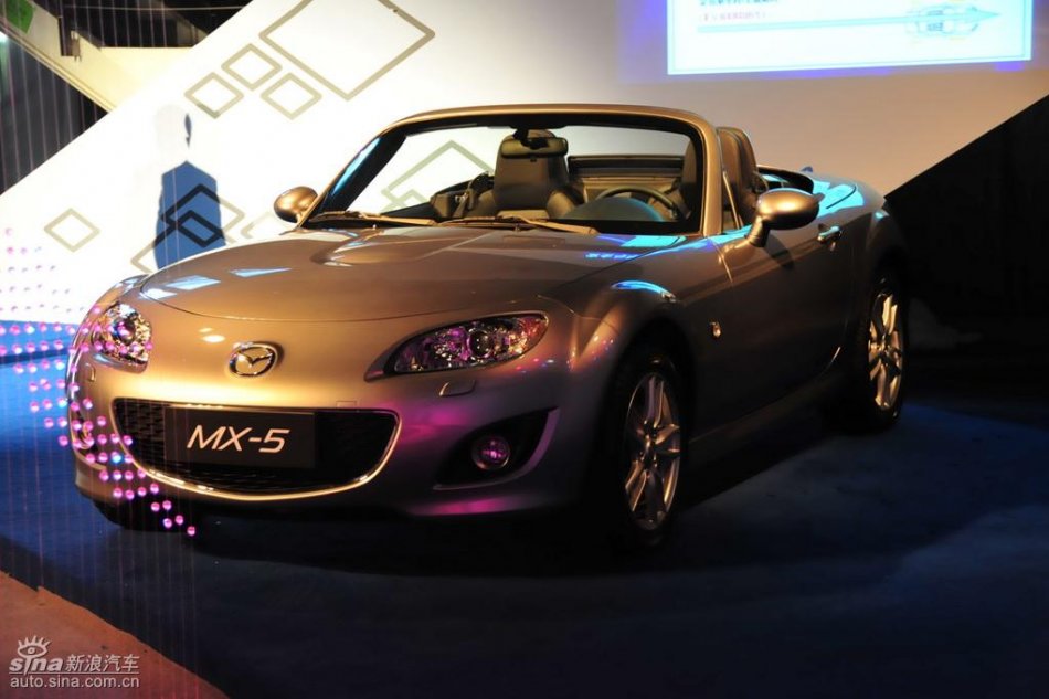 Mazda MX-5外观实拍图